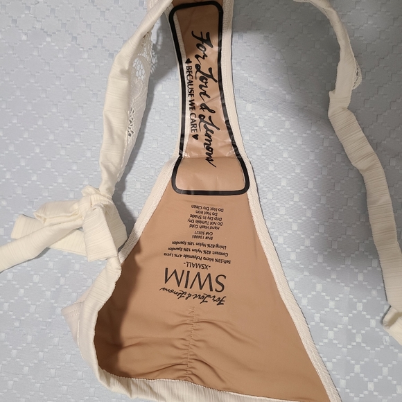 For love and lemons Corsica ladder trim bottoms - Picture 4 of 4